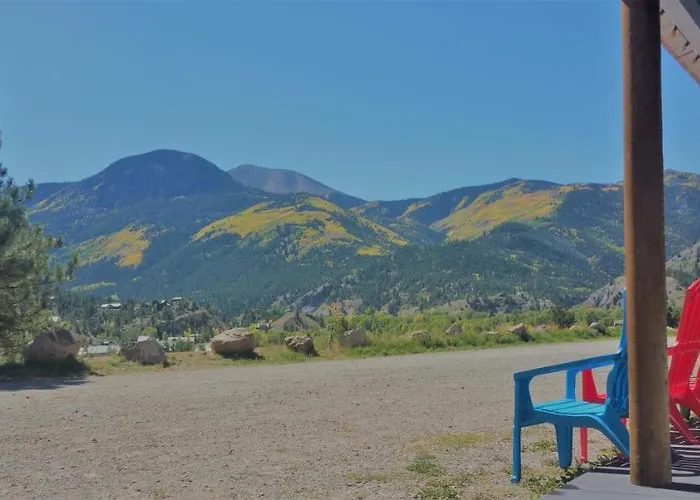 Alpine Moose Lodge