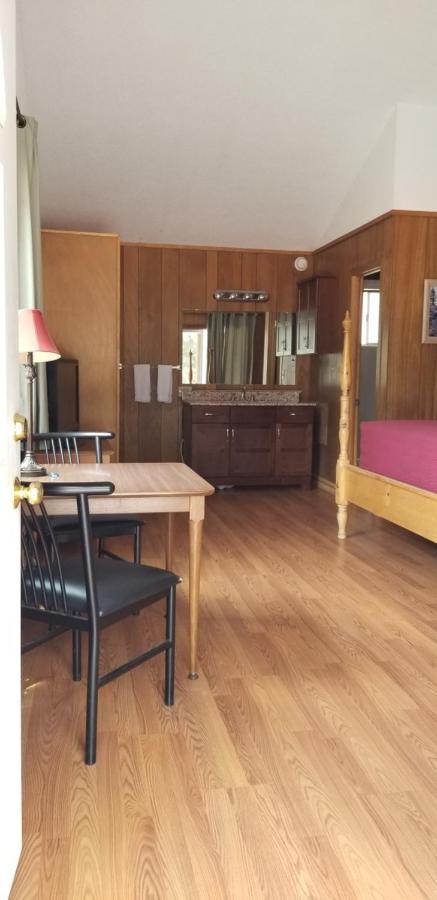 Hotel Alpine Moose Lake City